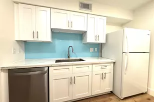 9809 Richmond Ave, Houston, TX 77042 - Photo 3