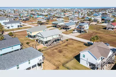 4130 Grayson Drive, Galveston, TX 77554 - Photo 5