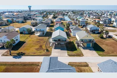 4130 Grayson Drive, Galveston, TX 77554 - Photo 3
