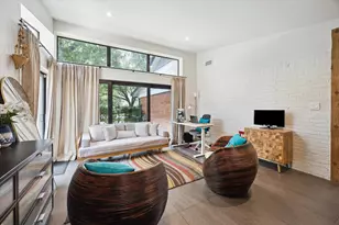 1902 Chimney Rock Rd, Houston, TX 77056 - Photo 21