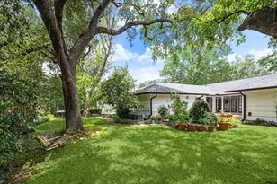 1902 Chimney Rock Rd, Houston, TX 77056 - Photo 31