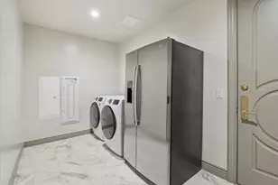 1717 Bissonnet St, Houston, TX 77005 - Photo 11