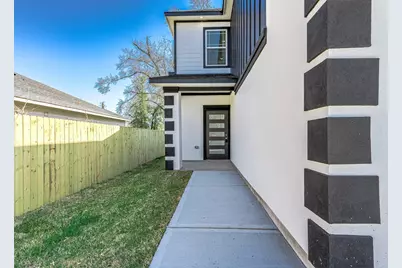 8602 Hoffman Street, Houston, TX 77016 - Photo 5