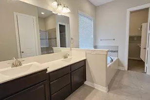104 Frst Bnd Ct, Clute, TX 77531 - Photo 19