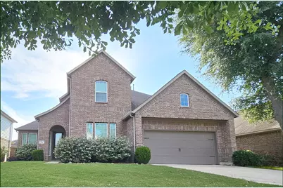 104 Forest Bend Court, Clute, TX 77531 - Photo 1