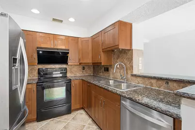 7350 Kirby Drive #18, Houston, TX 77030 - Photo 13