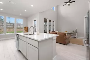 359 Mallorn Ln, Montgomery, TX 77316 - Photo 17
