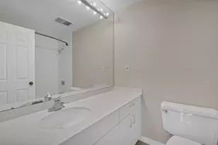 2001 Holcombe Blvd, Houston, TX 77030 - Photo 11