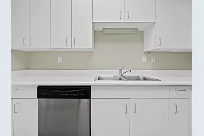 2001 Holcombe Boulevard #404, Houston, TX 77030 - Photo 7