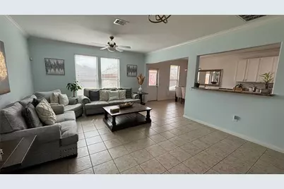 16542 Mandate Drive, Houston, TX 77049 - Photo 9