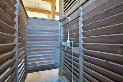 862 Gregory Lane, Port Bolivar, TX 77650 - Photo 9