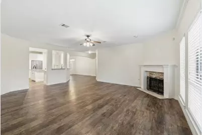 8227 Shady Grove, Baytown, TX 77523 - Photo 9