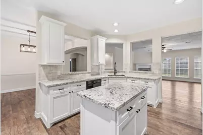 8227 Shady Grove, Baytown, TX 77523 - Photo 11