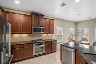 21922 Field Green Dr, Cypress, TX 77433 - Photo 11