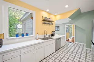 1534 Harold St, Houston, TX 77006 - Photo 7