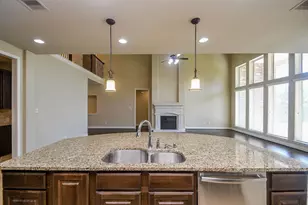 3923 Birch Vale Ln, Sugar Land, TX 77479 - Photo 15