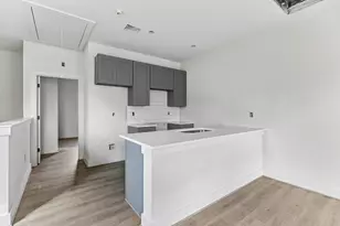 2025 Oak Forest Dr, Houston, TX 77018 - Photo 15