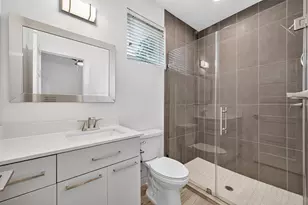 1317 Lakin St, Houston, TX 77007 - Photo 13