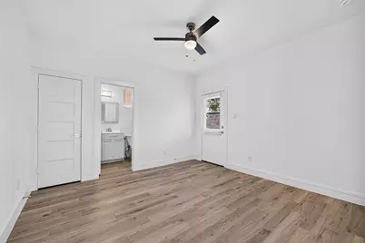 1317 Lakin Street, Houston, TX 77007 - Photo 9