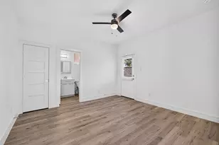 1317 Lakin St, Houston, TX 77007 - Photo 9