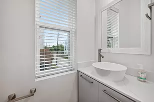 1317 Lakin St, Houston, TX 77007 - Photo 33