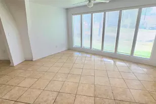 2104 Hedgerose Ln, Bay City, TX 77414 - Photo 11