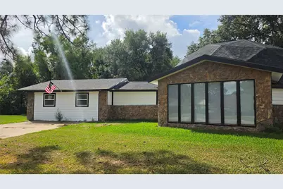 2104 Hedgerose Lane, Bay City, TX 77414 - Photo 5