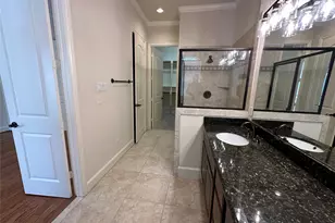 6353 Richmond Ave, Houston, TX 77057 - Photo 11