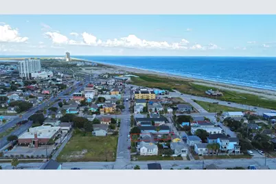 917 Avenue K, Galveston, TX 77550 - Photo 3