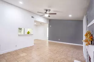 12627 Ashford Meadow Dr, Houston, TX 77082 - Photo 3