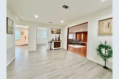 3709 Beaumont, Liberty, TX 77575 - Photo 5