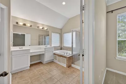14326 Manorbier Lane, Sugar Land, TX 77498 - Photo 19
