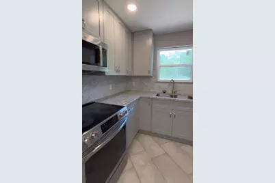 204 Forrest Trail, West Columbia, TX 77486 - Photo 3