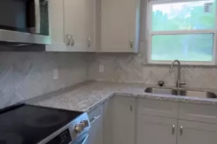 204 Forrest Trail, West Columbia, TX 77486 - Photo 3