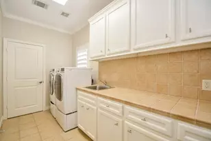 7626 E Jordan Cove, Houston, TX 77055 - Photo 23