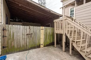 2609 Elysian St, Houston, TX 77009 - Photo 3