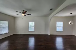 1105 Erin St, Houston, TX 77009 - Photo 5