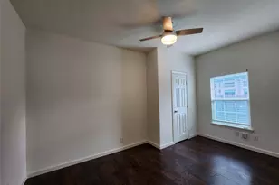1105 Erin St, Houston, TX 77009 - Photo 9