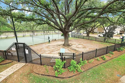 13794 Hollowgreen Drive #303, Houston, TX 77082 - Photo 33