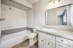 13794 Hollowgreen Dr, Houston, TX 77082 - Photo 23