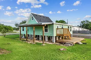 246 18th St, San Leon, TX 77539 - Photo 17