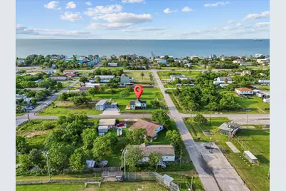 246 18th Street, San Leon, TX 77539 - Photo 1