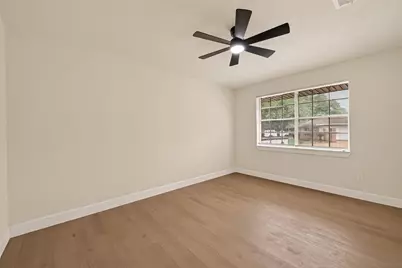 9527 Vanwood Street, Houston, TX 77040 - Photo 17