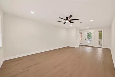 9527 Vanwood Street, Houston, TX 77040 - Photo 5