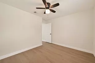 9527 Vanwood St, Houston, TX 77040 - Photo 21