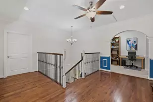 39 Creek Forest Ln, Conroe, TX 77384 - Photo 25