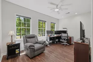 39 Creek Forest Ln, Conroe, TX 77384 - Photo 31