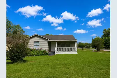 202 N Logan Street, Texas City, TX 77590 - Photo 1