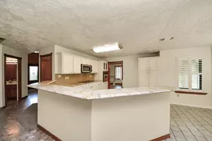 3515 Kansas St, Fresno, TX 77545 - Photo 17