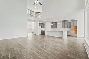 518 Black Creek Trl, Conroe, TX 77304 - Photo 3